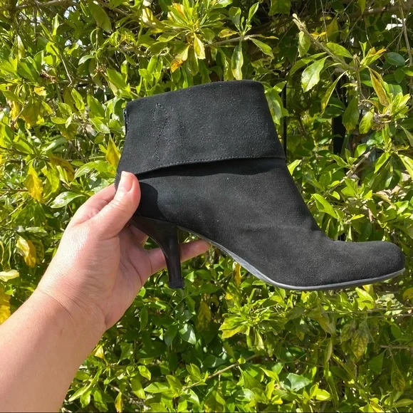 Franco Sarto Suede Ankle Booties - Picture 6 of 13